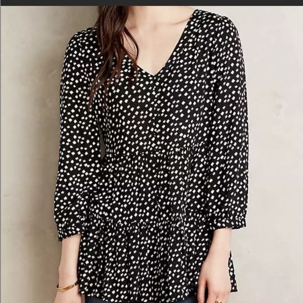 Anthropologie Maeve Lila top black whiteβ tiered top size medium